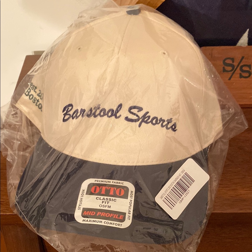 OTTO Classic Cream and Blue Cap